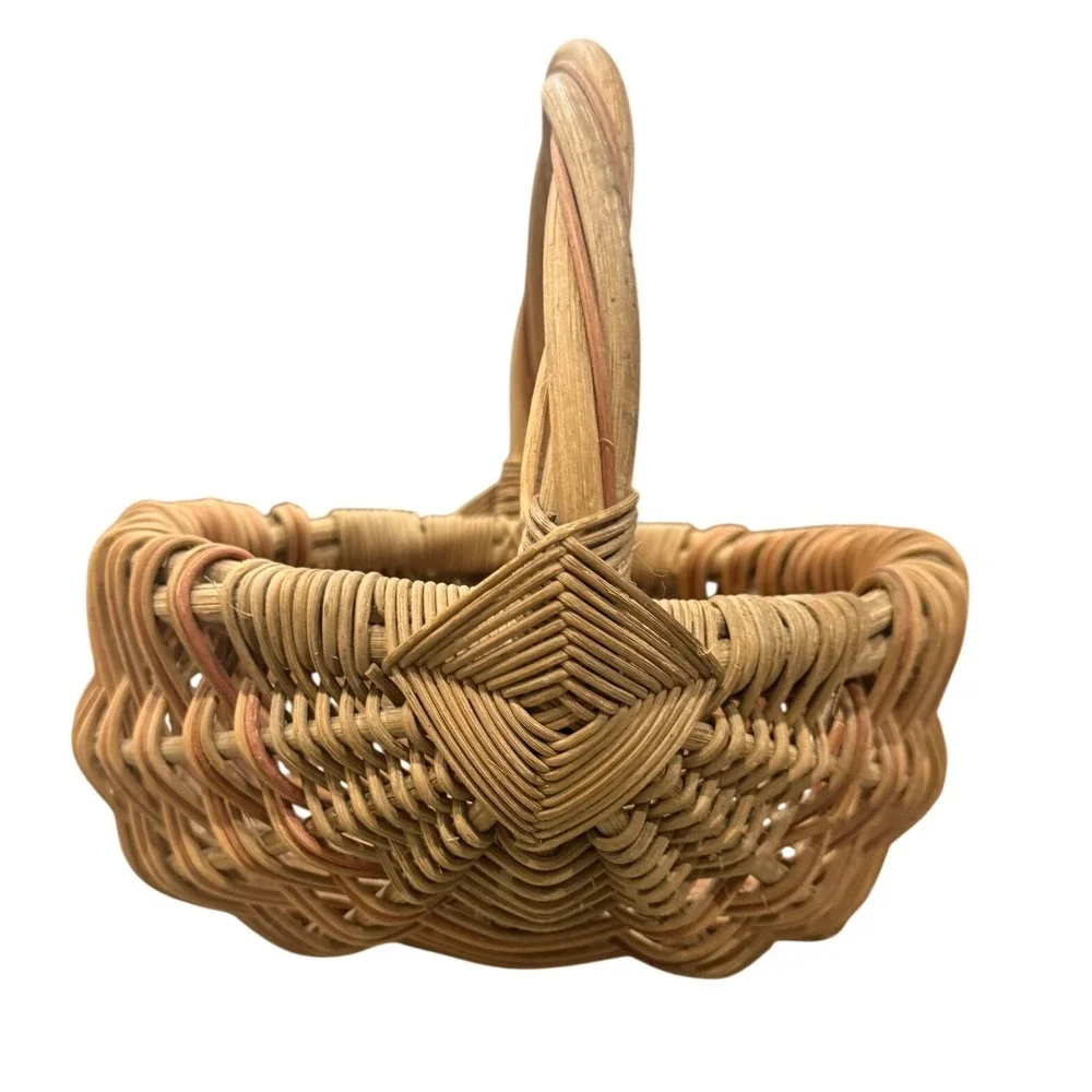 Handwoven Wicker Buttocks Egg Basket Natural Reed God's Eye Handle Farmhouse 10